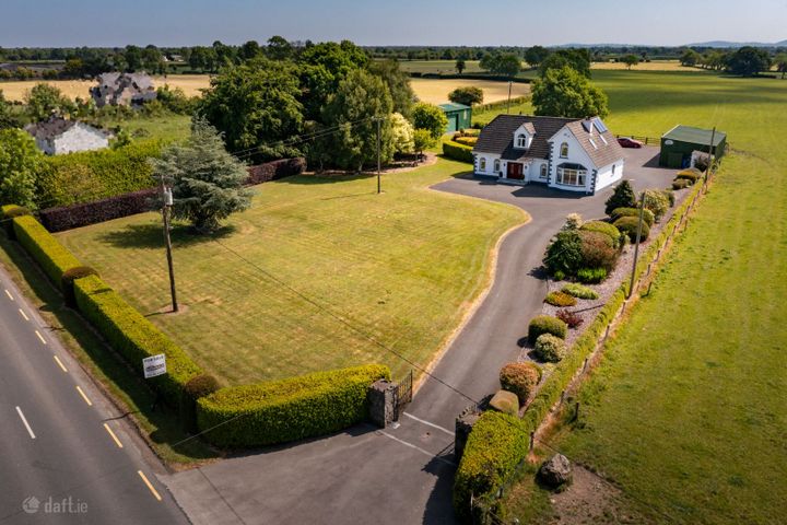 Brook Lodge, Cloncassan, Clonbullogue, Co. Offaly, R45KX72