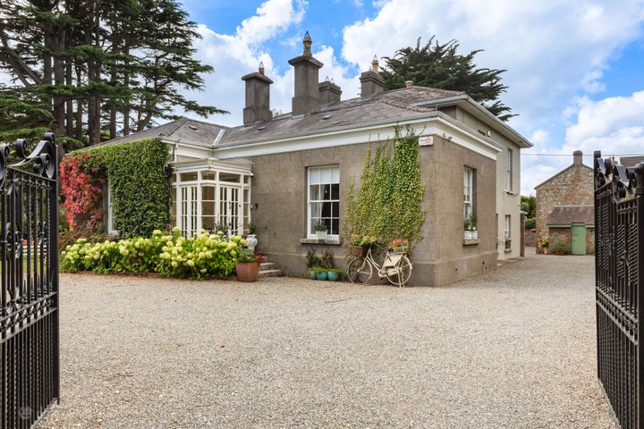 Mountsandel, Brighton Road, Foxrock, Dublin 18, D18R9F3