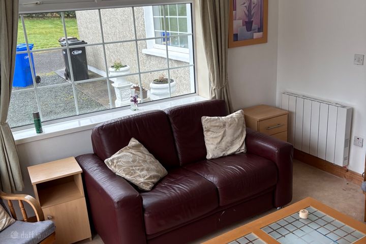 Derryeamph, Cavan town, Townparks