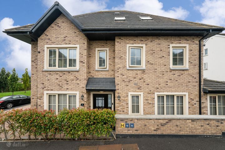 5 Croftwell Drive, Rathcoole, Co. Dublin