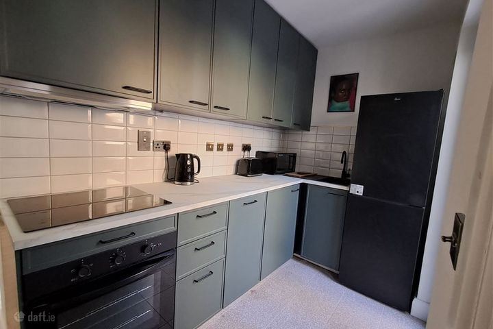 37 Eblana Villas, Dublin 2, Grand Canal Dock, Dublin 2