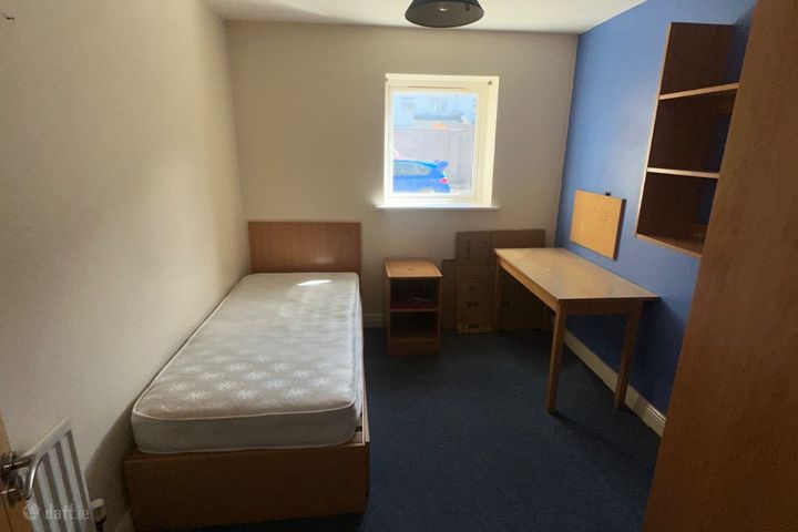 Apartment 7, Room B, Schoolhouse Court, Whitehall, Dublin 9