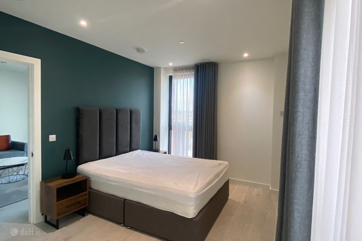 Savills Ireland, The 8th Lock, Ratoath Road, Royal Canal Park, Dublin 11