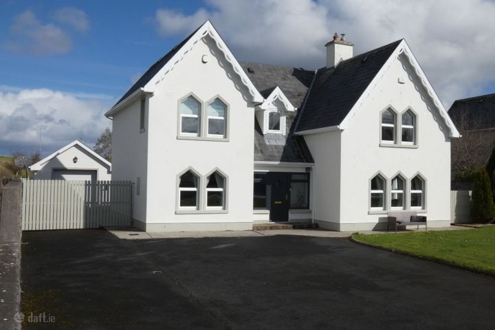 23 Rockmount Manor, Cahercalla Beg, Ennis, Co. Clare, V95YRF8