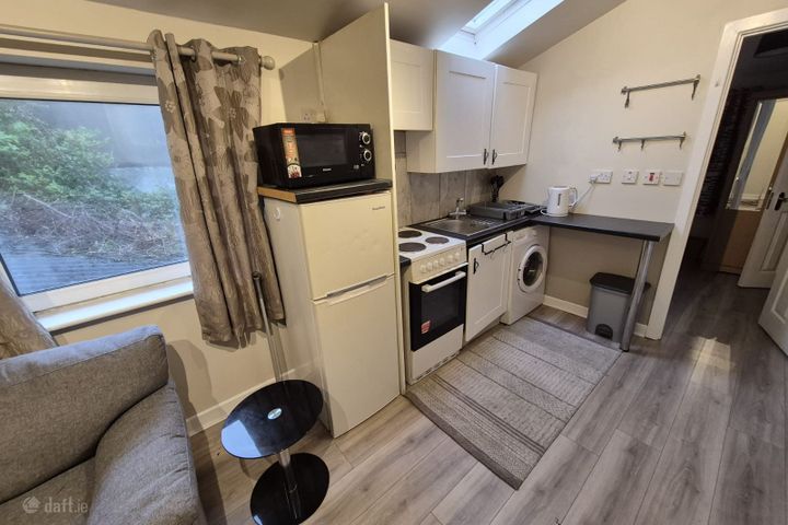  80 Trinity Street, Drogheda, Co. Louth