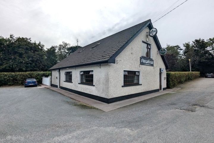 O'Regans Bar, Rea, Berrings, Co. Cork, P12RF84