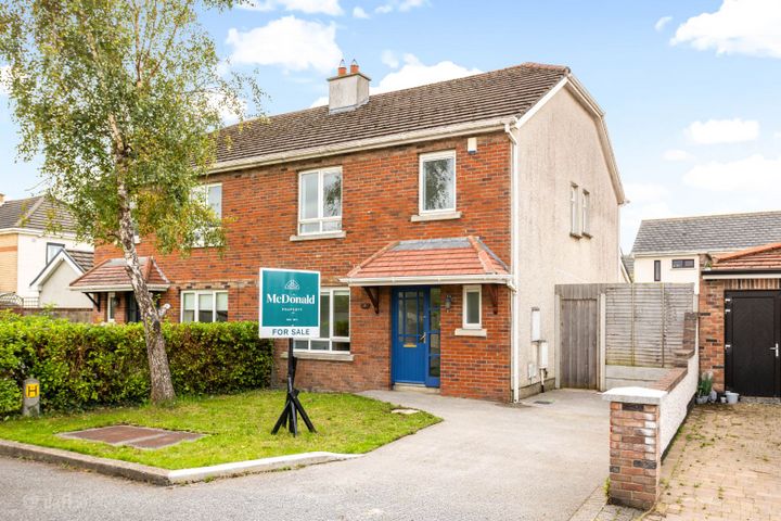 8 Tullyhall Park, Lucan, Co. Dublin, K78K298