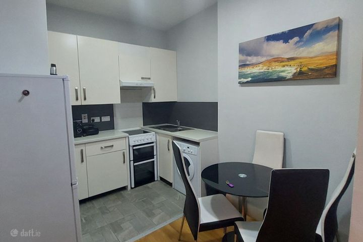 1 Bed Apartment, 75 Dorset Street Upper, Phibsborough, Dublin 1