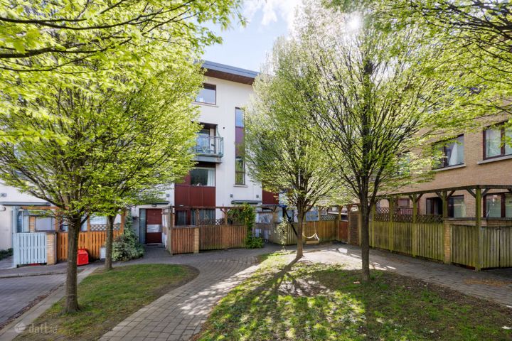 4 Castlegate Vale, Adamstown Castle, Adamstown, Co. Dublin, K78R3T5