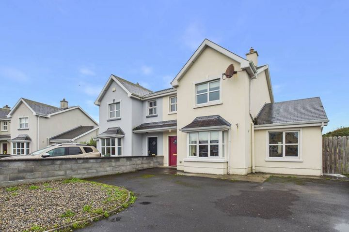 45 Woodfield Crescent, Kilrush, Co. Clare, V15 EP62