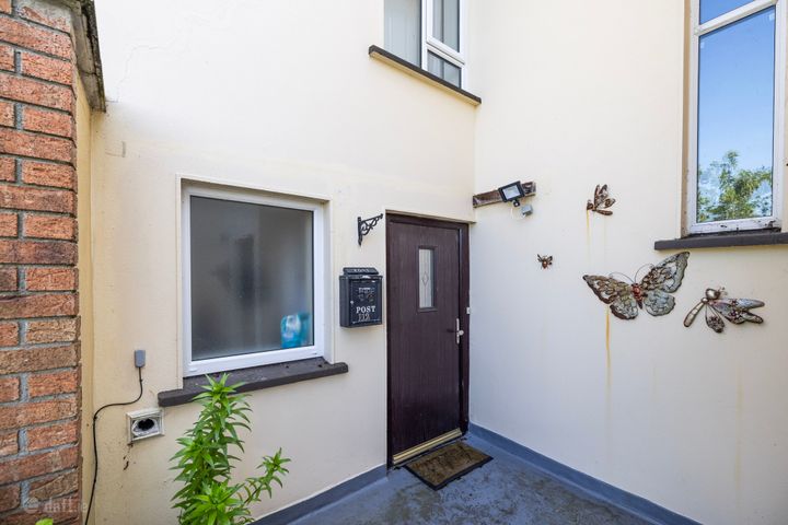 112 Castleland Court, Balbriggan, Co. Dublin, K32VK40 - Photo 2