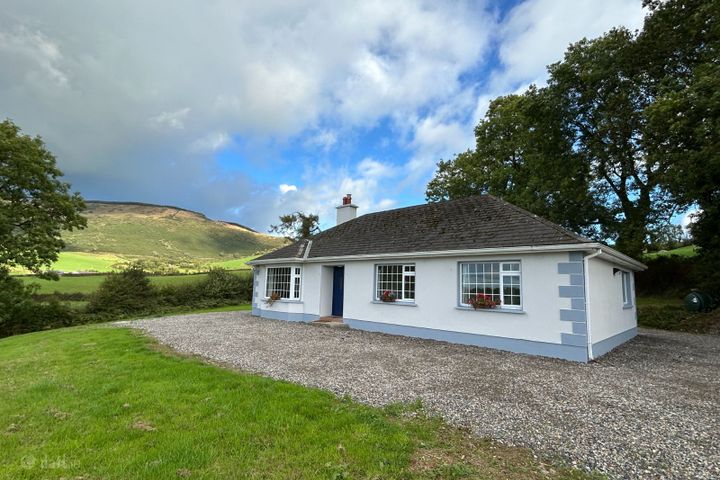 Glenaguile, Toomevara, Nenagh, Co. Tipperary, E45D376