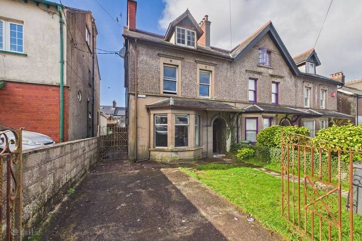 Rock House, 3 Adare Villas, Highfield Avenue, Western Road, Co. Cork, T12E3E7