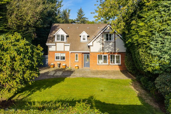 1a Lime Trees Road, Maryborough Estate, Rochestown, Co. Cork, T12PEC1