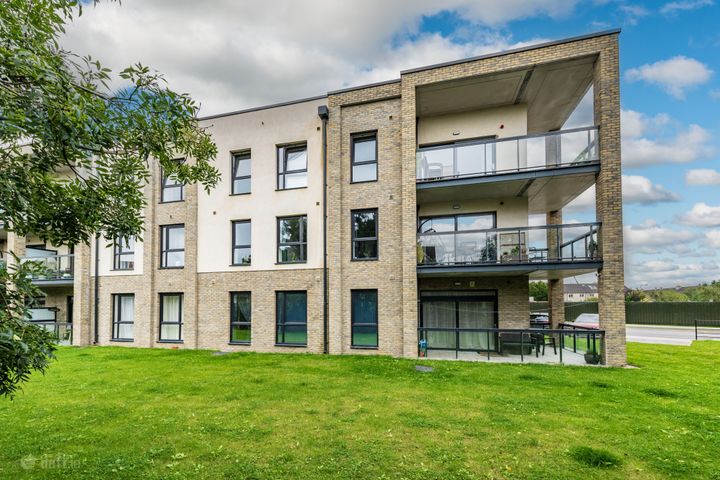 12 The Avenue, Hamilton Park, Clane, Co Kildare, W91FKE1