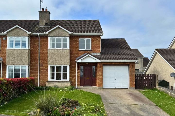 30 Castle Court, Carrickbeg, Carrick-on-Suir, Co. Tipperary, E32Y761