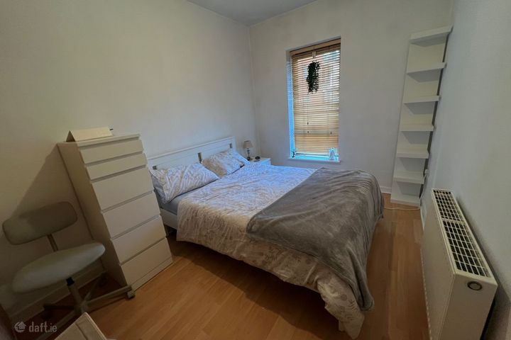 Seven Oaks, Sarsfield Road, Kilmainham, Dublin 8