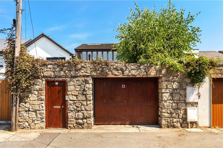 73 Waterloo Lane, Ballsbridge, Dublin 4, D04N9X7