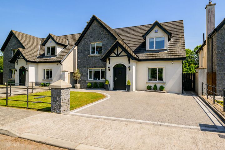 2 The Burrows, Eastham Road, Bettystown, Co. Meath, A92X39N