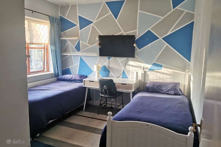 Drinaghmore Avenue, Carrickmines, Dublin 18