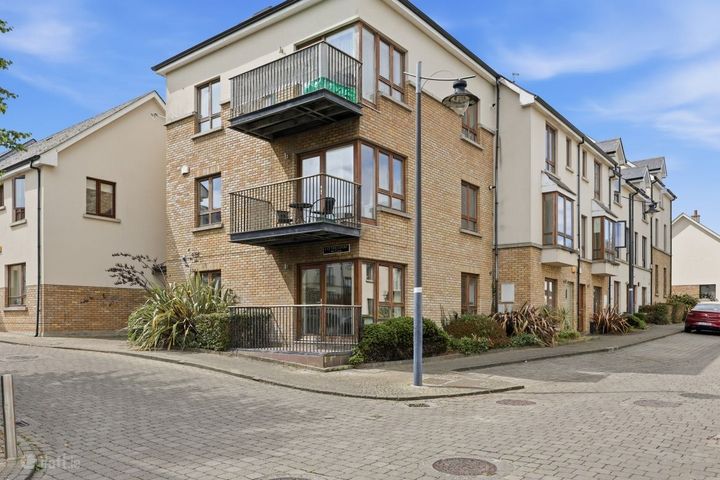 11 The Court, Robswall, Malahide, Co. Dublin, K36HX33