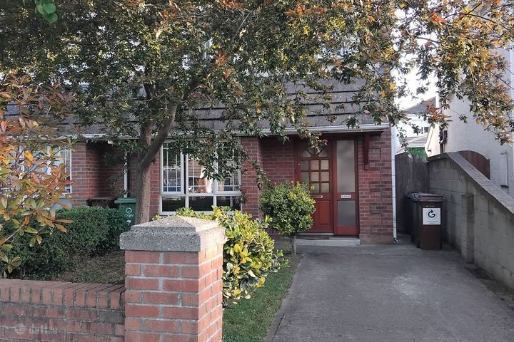 7 Tynan Hall Avenue, Kingswood, Co. Dublin