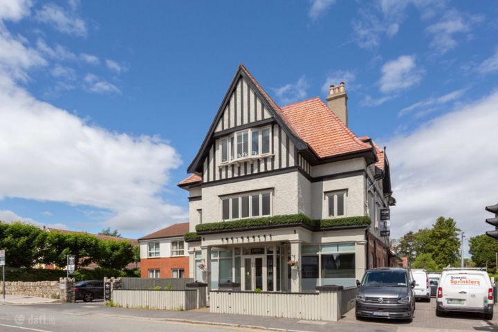 Torquay Road, Foxrock, Co. Dublin