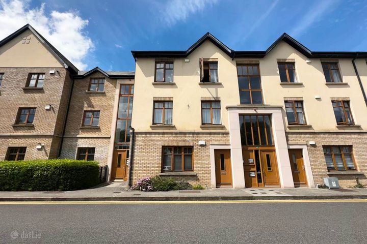 6 Woodbrook Hall, Castleknock, Dublin 15, D15KP62