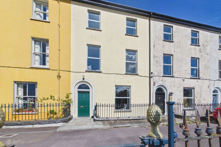 3 Clarence Terrace, Summerhill North, St. Lukes, Co. Cork, T23V9H9