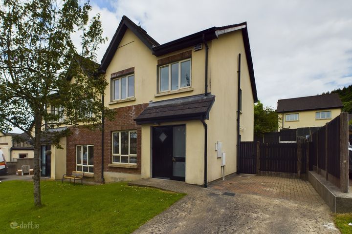 38 Castle Heights, Carrick On Suir, Tipperary, Tipperary
