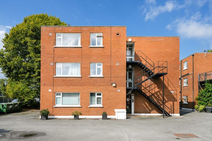 Apartment 6, Claremont Court, Sandymount, Dublin 4, D04VY26