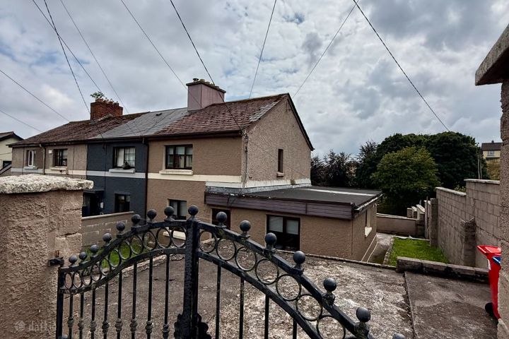 32 Kerryhall Road, Fairhill, Co. Cork, T23N24D