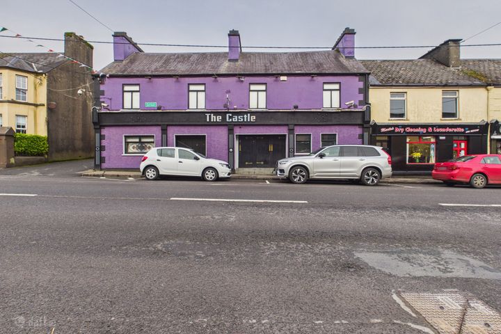 The Castle Night Club, New Street, Ballaghaderreen, Co. Roscommon, Ballaghaderreen, Co. Roscommon, F45XR70