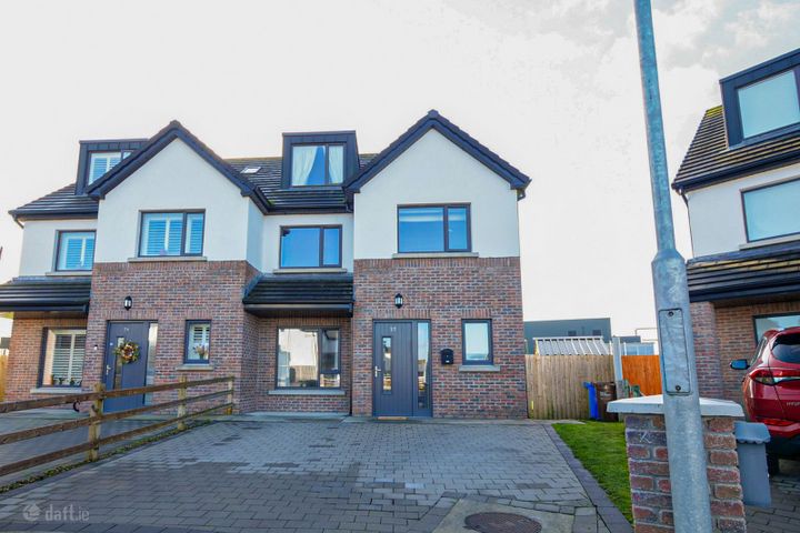 27 Gleann Petit Park, Mullingar, Mullingar, Co. Westmeath, N91XT9P