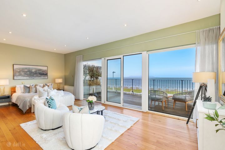 Seaview, 3 St Alban's, Newtownsmith, Sandycove, Co. Dublin, A96AD62