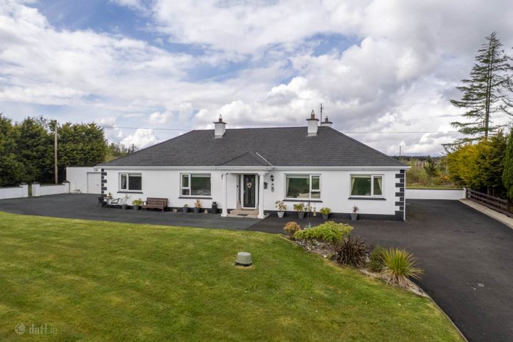 Aughnagaddy Glebe, Leterkenny Rd, Ramelton, Donegal