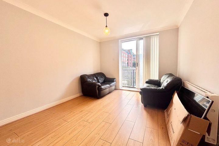 Apartment 195, Tuskar Rock, Custom House Harbour Apartments, IFSC, Dublin 1