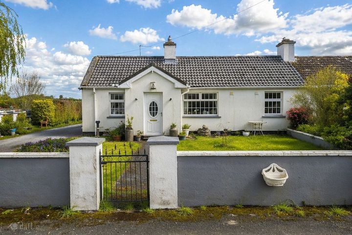 Geashill, Tullamore, Co. Offaly, R35T289