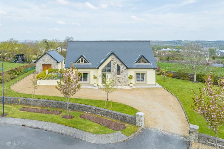 5 Cuirt Cheirin, Circular Road, Galway, H91K59D
