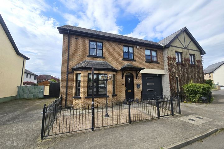 3 The Green, Cnoc Na Greine, Kilcullen, Co. Kildare, R56T951