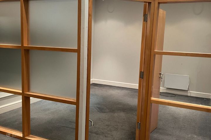 Unit 19, Lakeview Point, Claregalway Corporate Park, Claregalway, Co. Galway