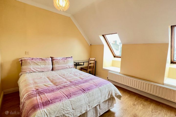 off Haddon Road, Clontarf, Co. Dublin