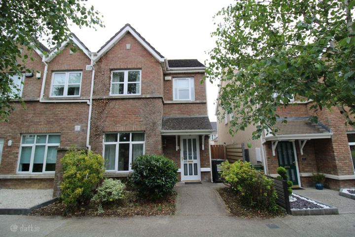 Latchford Green, Clonee, Dublin 15