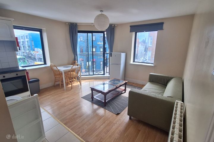 Apartment 5, Sarsfield Court, Sarsfield Street, Limerick, Ennis Road, Co. Limerick