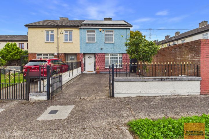 51 Whitestown Park, Dublin 15, D15H7TK