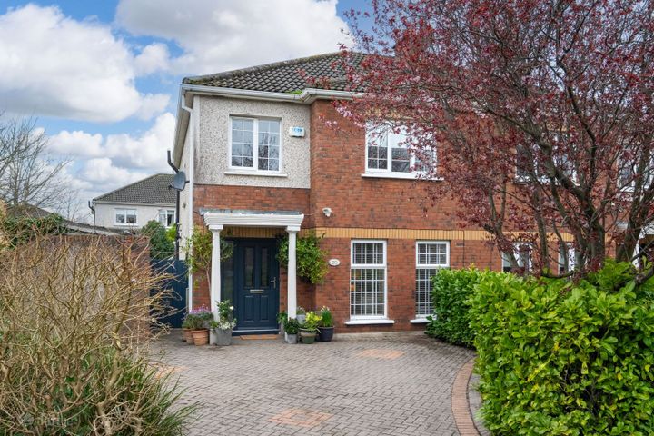 130 Hazelbury Park, Castaheany, Clonee, Dublin 15, D15Y3VT