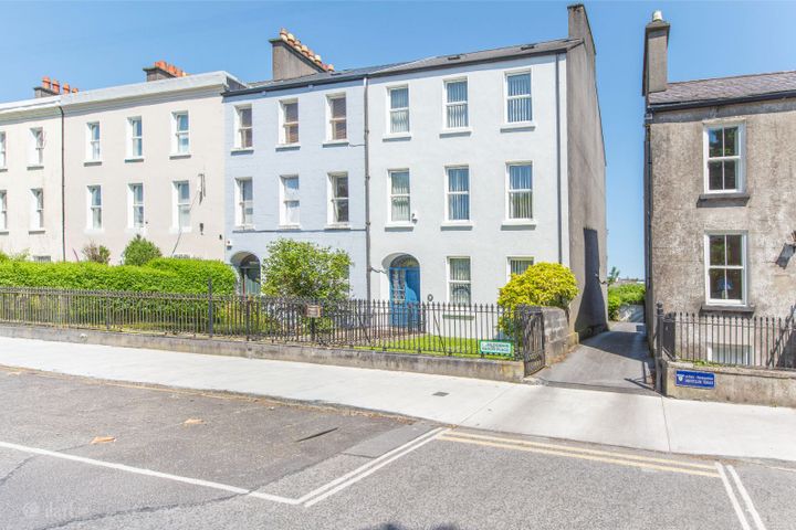 1 Devon Place, The Crescent , Taylor's Hill, Co. Galway, H91N5H2
