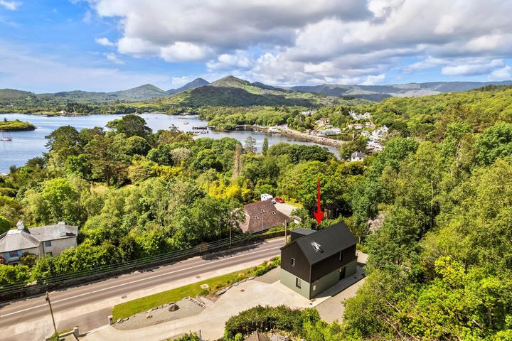 Shrone Hill View, Reenmeen East, Glengarriff, Co Cork, P75FC83