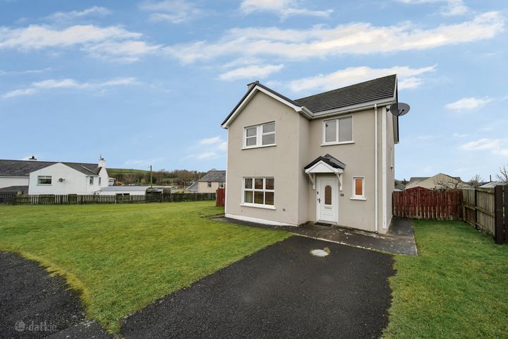 27 Orchard Grove, Newtowncunningham, Co. Donegal, F93W326