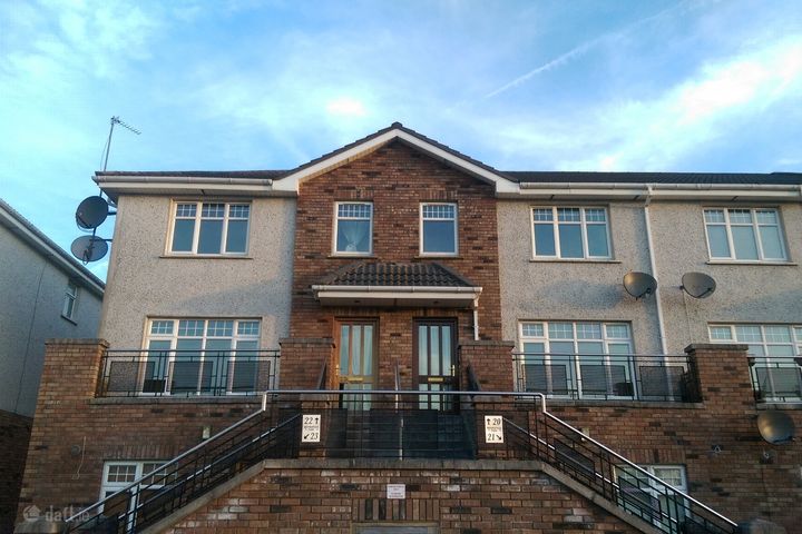 22 MONKSFIELD PARK, BEALNAMULLA, Athlone, Co. Westmeath